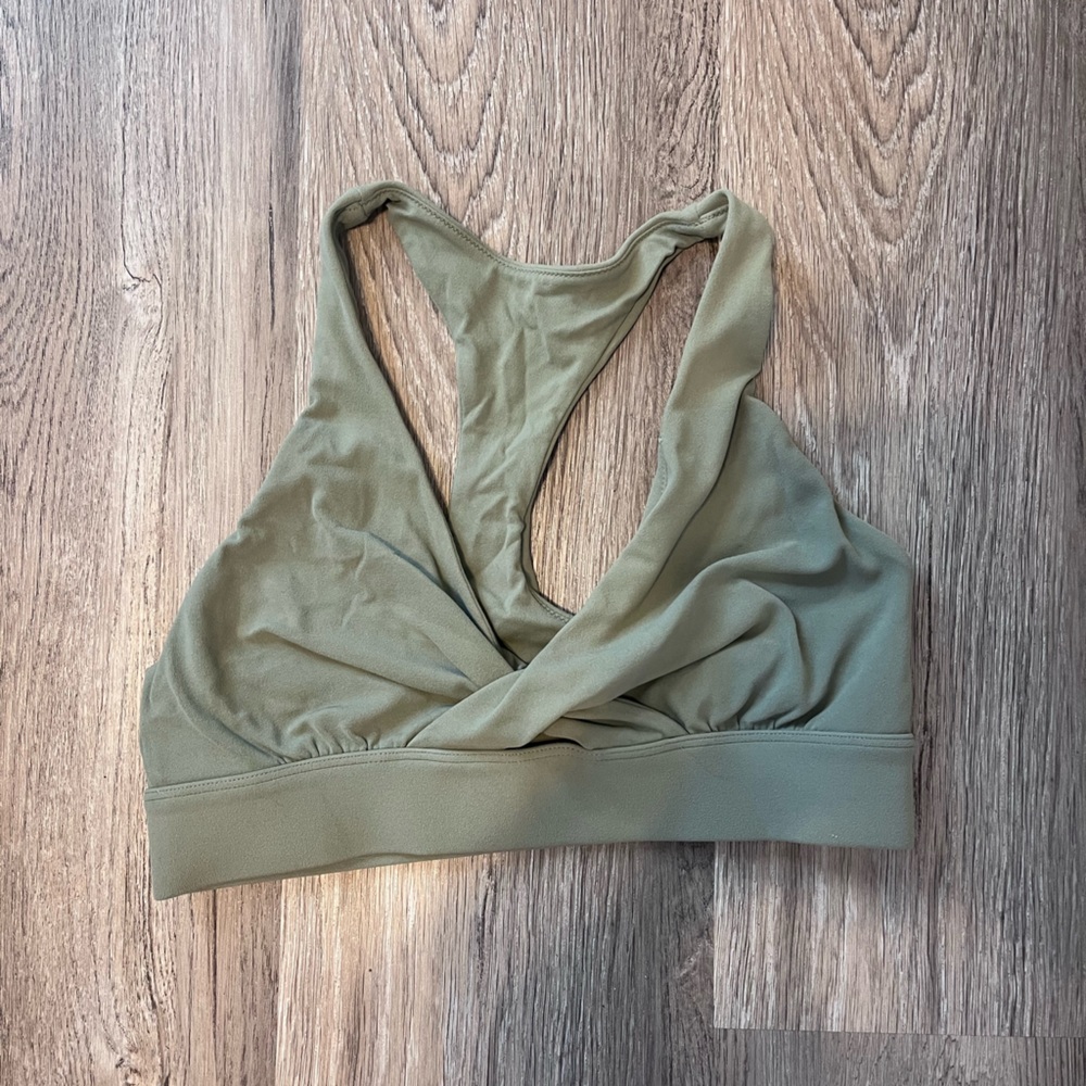 Olive green lululemon sports bra! Unique style